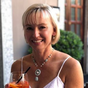 Meet your Posher, Alessandra